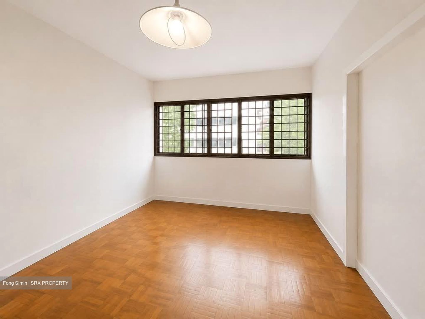 Blk 220 Jurong East Street 21 (Jurong East), HDB 5 Rooms #560569411